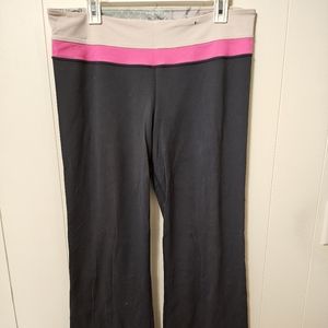 Lululemon size 12 flare legging